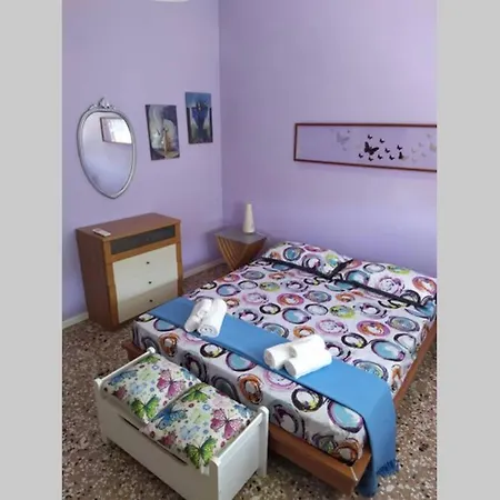 Appartamento ChiaraDiLuna - Appartamento con terrazza e giardino *