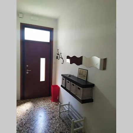 ChiaraDiLuna - Appartamento con terrazza e giardino
